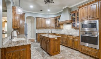 1736 Woodridge Ct, Aledo, TX 76008