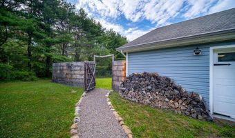 2946 Lucas Tpke, Accord, NY 12404