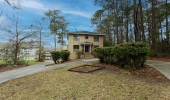 816 E Lakeshore Dr, Carriere, MS 39426