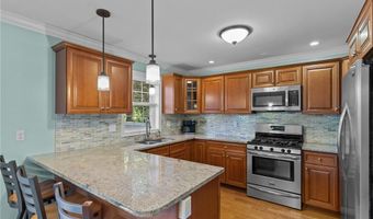 55 Vine St, East Greenwich, RI 02818