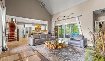 39403 State Route 689, Albany, OH 45710