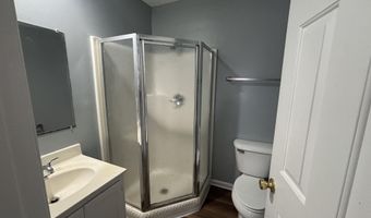805 N Sycamore St, Aberdeen, NC 28315