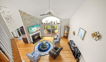 22 Prestwick Rd 22, Bourne, MA 02532