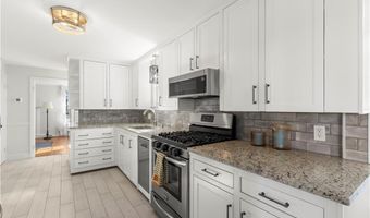 59 Merritt Rd, East Providence, RI 02915