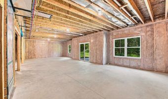 513 Williamson Cir, Angola, IN 46703