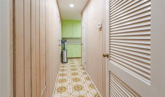 1820 Clare Dr, Alice, TX 78332