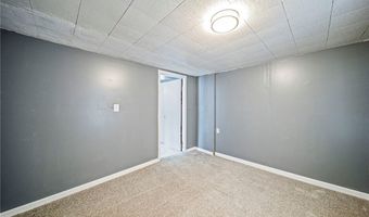 1410 Hamlin Dr, Ashtabula, OH 44004