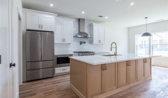 272 1st Ave, Avondale Estates, GA 30002