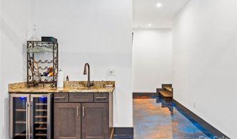 52 Pinedale Rd, Asheville, NC 28805