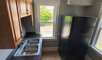 1719 E 48th St, Ashtabula, OH 44004