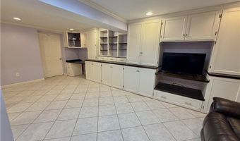 209 Skunk Hill Rd, Hopkinton, RI 02832