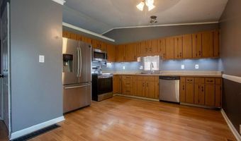 1438 Peachtree Dr, Ashland, OH 44805