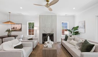 608 Pilot St, Beaufort, SC 29902
