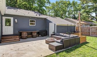 1421 Stafford Ave, Ames, IA 50010