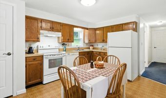 58 ORCHARD Rd, Fleetwood, PA 19522