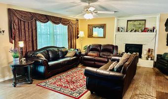 15173 Lorraine Rd, Biloxi, MS 39532