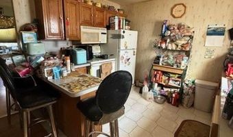 38 Highland Lakes Rd, Alloway, NJ 07462
