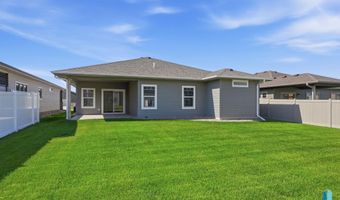 2404 E Tinley St, Brandon, SD 57005
