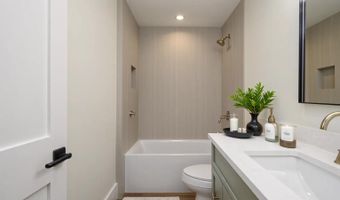 15 Woods Ln, Beaufort, SC 29907