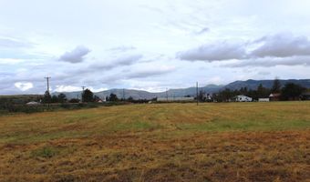 16 Th St, Alpine, TX 79830