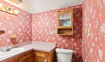 23 Warren St, Beverly, MA 01915