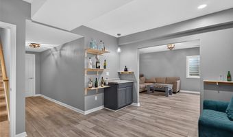1617 12th St SE, Altoona, IA 50009