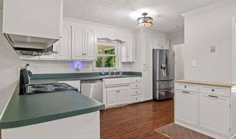 36 Annandale Dr, Boiling Springs, SC 29316