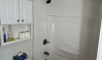 9 Arlington St, Berlin, NH 03570