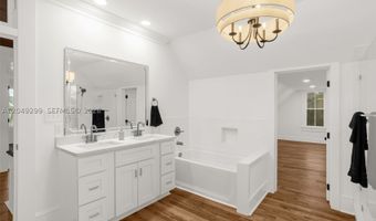 135 Dixon St, Asheboro, NC 27203