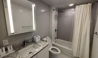 987 Queen St 2405, Honolulu, HI 96814