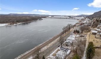 509 S Main St, Alma, WI 54610