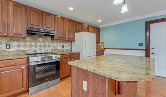 6 Reed Ct, Albrightsville, PA 18210
