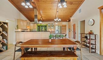 9835 Edgelake Dr, La Mesa, CA 91941
