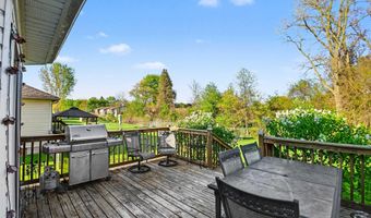 9533 Amy Rd, Algonac, MI 48001