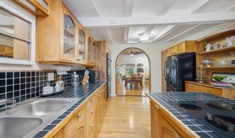 49-721 Kamehameha Hwy, Kaaawa, HI 96730