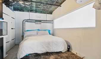 120 S 15th St 301, Airville, PA 15203