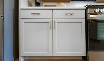 17066 Gathering St, Boyds, MD 20841