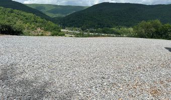 12129 N Scenic Hwy, Bastian, VA 24314