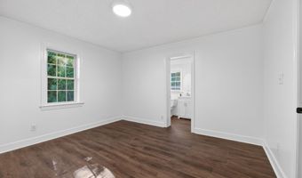 2489 Pocosin Rd, Ayden, NC 28513