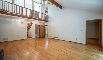 102 Chickadee Ct, Athens, GA 30605