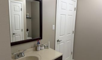 125 Homestead Ave, Avenel, NJ 07001
