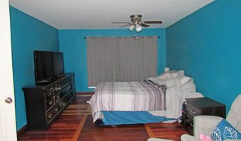 133 Village Dr, Barnegat, NJ 08005