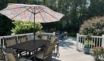 8 Rock Rd, Attleboro, MA 02703