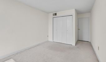 5300 HOLMES Pkwy 914, Alexandria, VA 22304