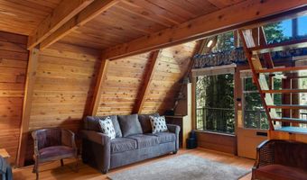 3 Lyons Ln, Cascade, ID 83611