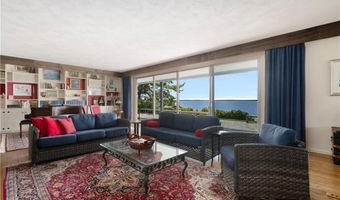 4 Mulberry Rd, Bristol, RI 02809