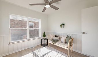 7315 Cheshire Ln, Affton, MO 63123