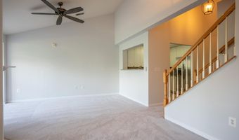 4951 BRENMAN PARK Dr 410, Alexandria, VA 22304