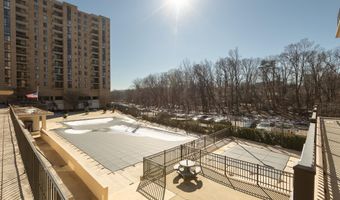 4600 S FOUR MILE RUN Dr 623, Arlington, VA 22204