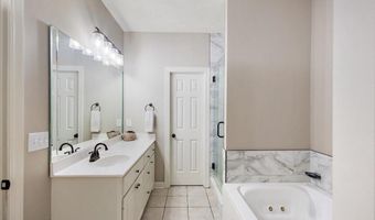 437 Old Town Cir, Brandon, MS 39042